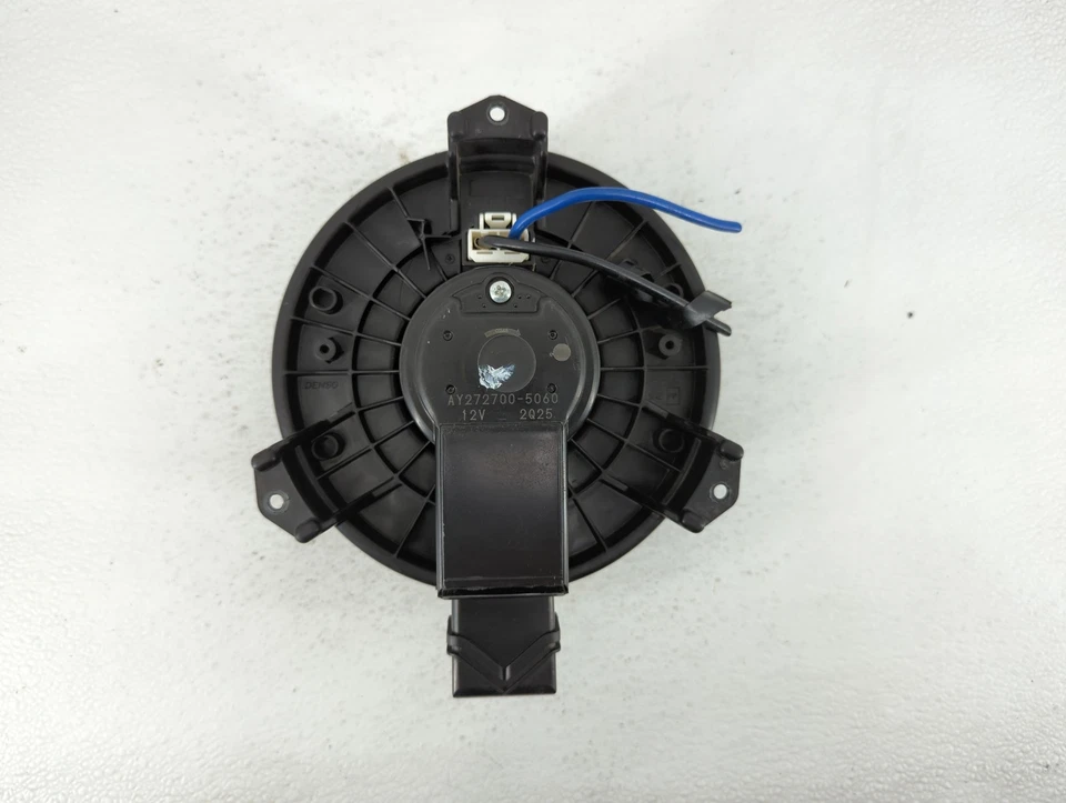 Двигатель вентилятора переменного тока для Acura Mdx 2007-2013 годов выпуска W9QFJ - Изображение 1 из 4