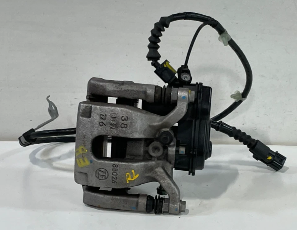 PINZA DE FRENO DE DISCO TRASERA IZQUIERDA HONDA HR-V 23-25 CON SENSOR ABS # 101714 Foto 1 de 4