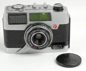 Petri Compact E Super Fast 35mm Half Frame Camera W/28mm f/2.8 Orikkor Lens - Picture 1 of 6