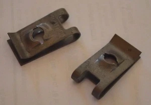 #10 x 1/2" Schlitz U Clip, Federmutter, Kotflügelclip, Schraube, Strangpressmutter, Stck 100 - Bild 1 von 5