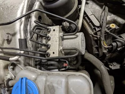 AUDI A5 2010 2011 2012 CONVERTIBLE ABS BOMBA DE FRENO ANTIBLOQUEO**ENVÍO GRATUITO** Foto 1 de 3