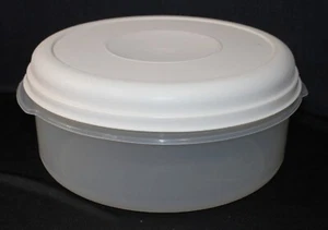 De colección Rubbermaid Servin Saver #5 Contenedor Redondo 22 Tazas Transparente con Tapa de Almendra - Imagen 1 de 14
