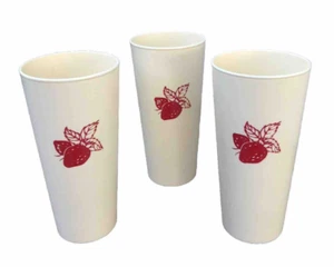Vintage Nasco Strawberry Design Plastic Tumblers #1072 MCM Red Ivory Set Of 3 - Picture 1 of 7