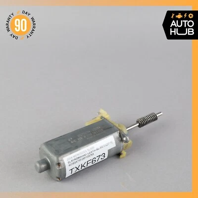 03-12 Mercede R230 SL500 SL550 SL600 Seat Cushion Recline Motor 2158200242 OEM - Image 1 of 4