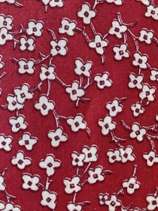 Vintage Marcus Fabric FEEDSACK Inspired Stylized White Daisies on Red ~2 yards - Picture 1 of 9
