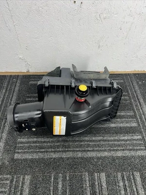 Conjunto de carcasa de filtro de aire Ford F350 2011 6,7 L diésel OEM BC34-9600-AC Foto 1 de 4