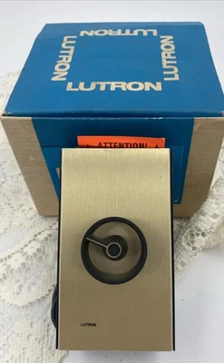 NUEVO atenuador Lutron Athena T-1000 dorado, nunca instalado en caja Foto 1 de 4