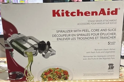 Accesorio espiralizador KitchenAid con cáscara, núcleo y rebanada Foto 1 de 4