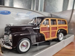 Welly 1:27 1948 Chevrolet Fleetmaster Woody Die Cast Model Car with Certificate - Picture 1 of 16