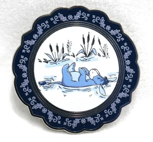 Disney Monogram Winnie The Pooh & Friends antica spilla scatola cieca Eeyore Wetlands - Foto 1 di 3