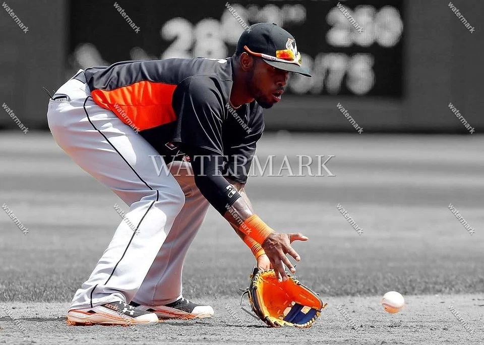 RY222 Jose Reyes Miami Marlins 8x10 11x14 16x20 Spotlight Photo - Image 1 of 1