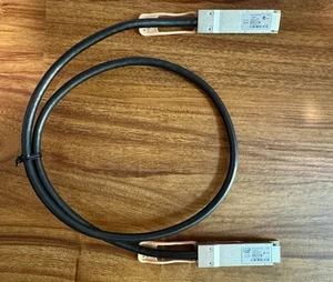 Genuine Cisco QSFP-100G-CU1M Passive Copper 1M Cable - Picture 1 of 5