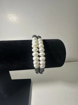 Pulsera Honora Doble Hilo Perla Agua Dulce Con Cuero Negro Y 925 Foto 1 de 4