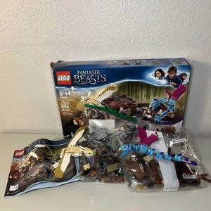 Lego Animali Fantastici Newt's Case Of Magical Creatures 75952 incompleto con Occamy - Foto 1 di 16