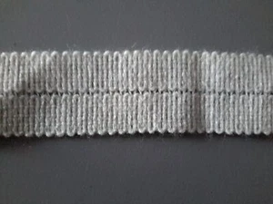 7725) Metri 1 di Passamaneria in lana colore panna cm. 3 - Foto 1 di 1