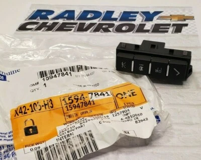 Interruptor central de información al conductor GM OEM 15947841 B24 CHEVROLET CHEVY  Foto 1 de 2