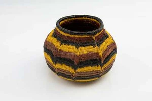 Hand Woven Golden Basket Made By Wounaan And Emberá Panama Indians. Bowl Basket, - Picture 1 of 5