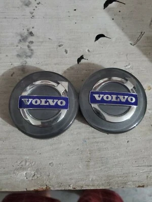 2x ✅ Tapacubos centrales plateados Volvo S40 S60 S80 V50 V70 C30 C70 1998-17 30666913 Foto 1 de 2