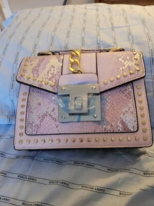 small pocketbook reptile design - Picture 1 of 3
