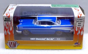M2 Machines Blue/White Chase 1957 Chevrolet Bel Air 1:64 Diecast Limited Edition - Bild 1 von 3