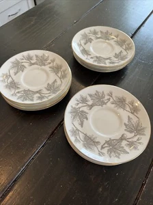 Set di 4 dischi da tè grigi Wedgwood ASHFORD W4106 foglie finiture oro osso Cina - Foto 1 di 9