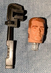 Terminator 2 Future War Rapid Repair Figure VTG 1992 Head Wrench Accessory - Picture 1 of 2