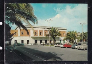 Cartolina Grosseto Piazza Marconi e Stazione Ferroviaria AUTO IH356 - Picture 1 of 1