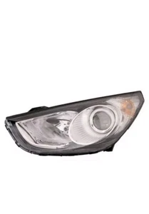 HYUNDAI IX35 2010-2013 NS LEFT PASSENGER SIDE HALOGEN HEADLIGHT HEADLAMP - Picture 1 of 8