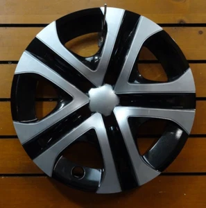 NEW FIts 2016 2017 2018 Toyota RAV4 17" Silver Black Hubcap Wheel Cover 61179 - Picture 1 of 2