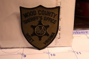 police patch WOOD COUNTY SHERIFF'S OFFICE WEST VIRGINIA OLIV SUBDUED - Bild 1 von 1