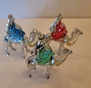 Vintage Three Wisemen Kings Plastic Christmas Figures Silver Tone Nativity - Picture 1 of 6
