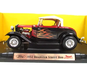 YAT MING / ROAD SIGNATURE - 1932 FORD ROADSTER STREET ROD - 1/18 DIECAST - Picture 1 of 21