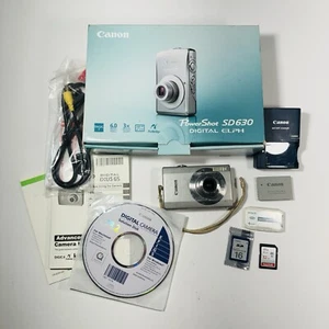 Canon PowerShot SD790 IS Silver 10.0 MP Digital Elph Camera For Parts/Repair - Picture 1 of 7