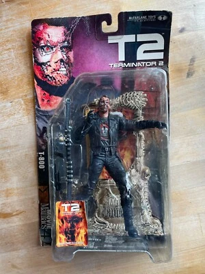 T-800 T2 Terminator 2 Action Figure Movie Maniacs Series 4 McFarlane Unopened - Image 1 of 3