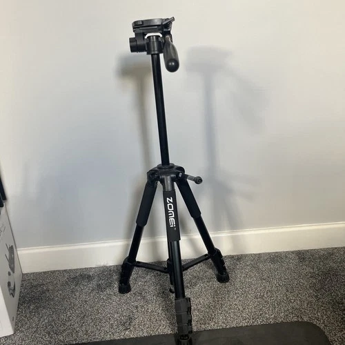 ZOMEI Q111 Light Weight Tripod Stand Kit 4-Section 3-Way Pan Head For SLR Camera - Image 1 of 1