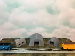 (3) QUONSET Bausatz mit Büro - HO Maßstab - 1:87 Militär oder Bauernhof Cluster - Bild 1 von 12