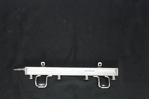 2009-2014 Ford Fusion 2.5L Duratec Fuel Rail 6M8G-9D280-CA OEM - Picture 1 of 4