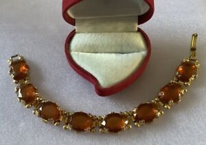 Beautiful Vintage Gold Tone Bracelet With Amber Colour Stones.