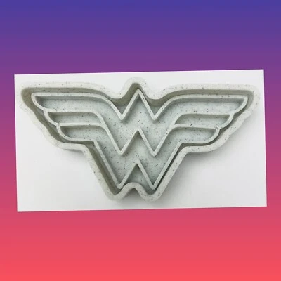 EVERYTHINGFORCAKES Wonder Woman Logo Cookie Cutter