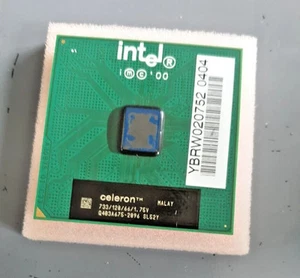SL52Y - Intel Celeron 733Mhz 66Mhz FSB 128KB L2 Cache Sockel PPGA370 Prozessor - Bild 1 von 1