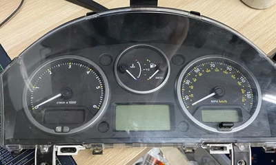 Land Rover Freelander 2 Speedometer Instrument Cluster Dials P/N 6H5210849EH — 第 1/4 张图片