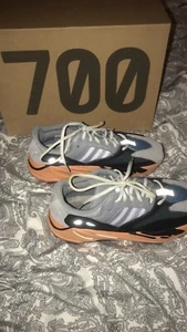 Adidas Yeezy Boost 700 - Bild 1 von 4