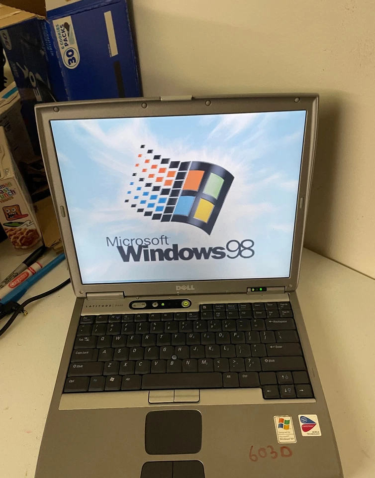 DELL LATITUDE D600 RS-232 Port WINDOWS 98SE w/ USB Support #603D - Image 1 of 4