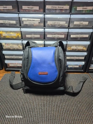 Mini Mochila Portátil Oficial Nintendo Bolsa de Viaje Estuche Negro/Azul Marino Excelente Estado Foto 1 de 4