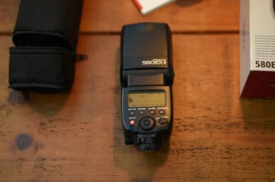 Canon Speedlite 580EX II Shoe Mount Flash - Image 1 of 4