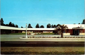 Vintage Malbis Hotel Courts Motel Postcard Daphne Alabama, AL Travel - Picture 1 of 2