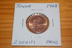 Moneta Tonga 2 Seniti 1968 non circolata in porta 2x2 con tartaruga sul retro - Foto 1 di 2