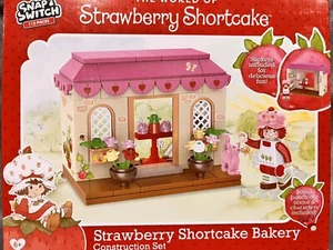 Strawberry Shortcake & Friends Bakery Shop Block Construction Build Set Figure - Picture 1 of 3