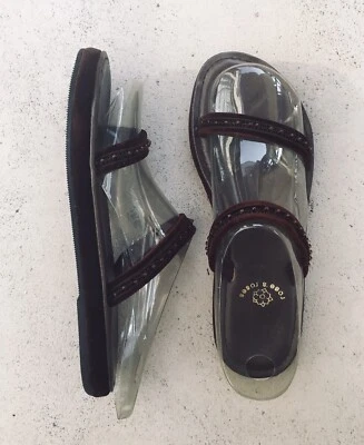 De Colección NUEVAS Sandalias Rose’s Roses Cuentas a Mano Terciopelo Borgoña, Cuero Deslizables, Talla 6 Foto 1 de 4