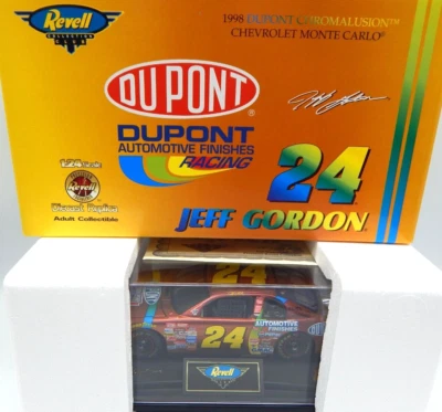 JEFF GORDAN #24 DUPONT CHROMALUSION - 1:24 NASCAR Revell Diecast (RTC473) Foto 1 de 4